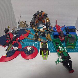 LEGO Incomplete Structure and Vehicles Lot - Spider-Man Plane Robot Car